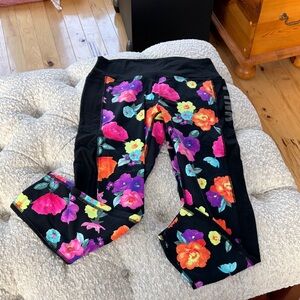 PINK Victoria's Secret Floral Leggings - Black and Multicolor